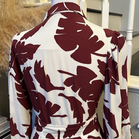 Zara Oyster White Floral Print MIDI Dress Size Small - Picture 7 of 8